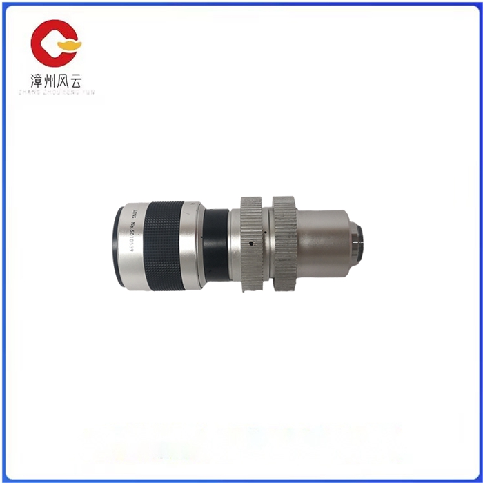 ZOOM LENS 18-10812.5 (2).jpg